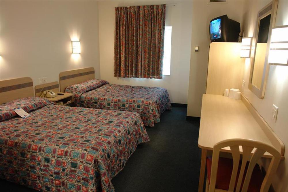 Motel 6-Burlington, On - Toronto West - Oakville Room photo